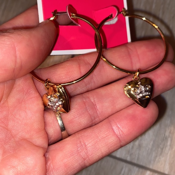 Juicy Earrings - Picture 3 of 4